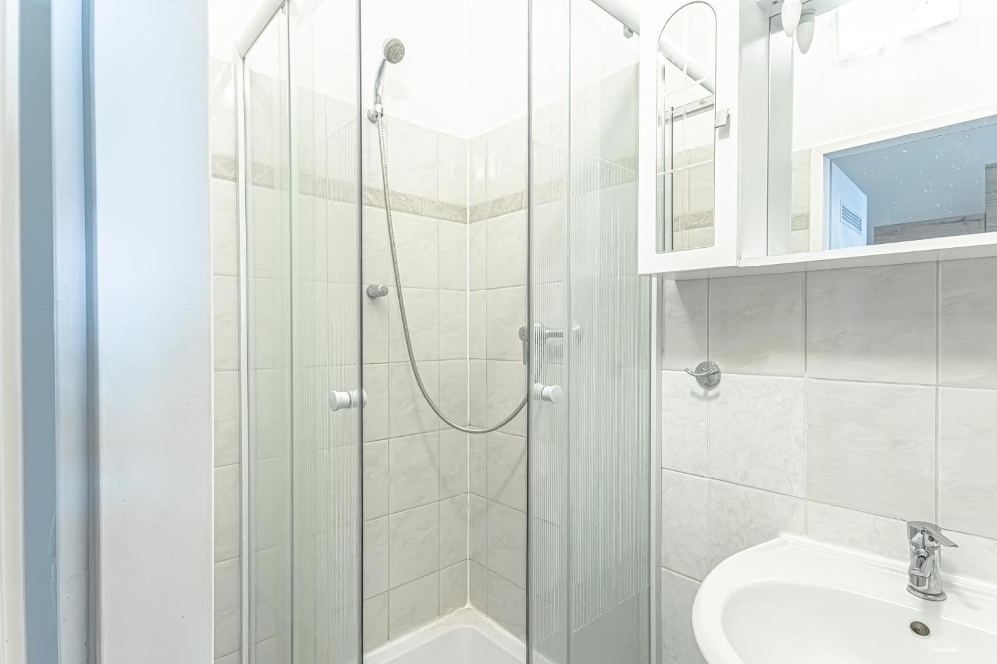 Explore Vienna 2Br And 1Lr Retreat Near Westbahnhof מראה חיצוני תמונה